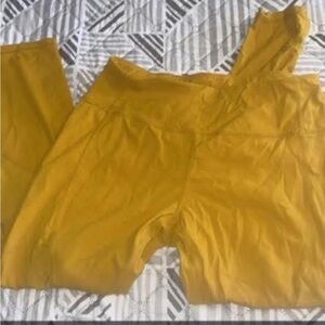 Chic Mustard Leggings for Women